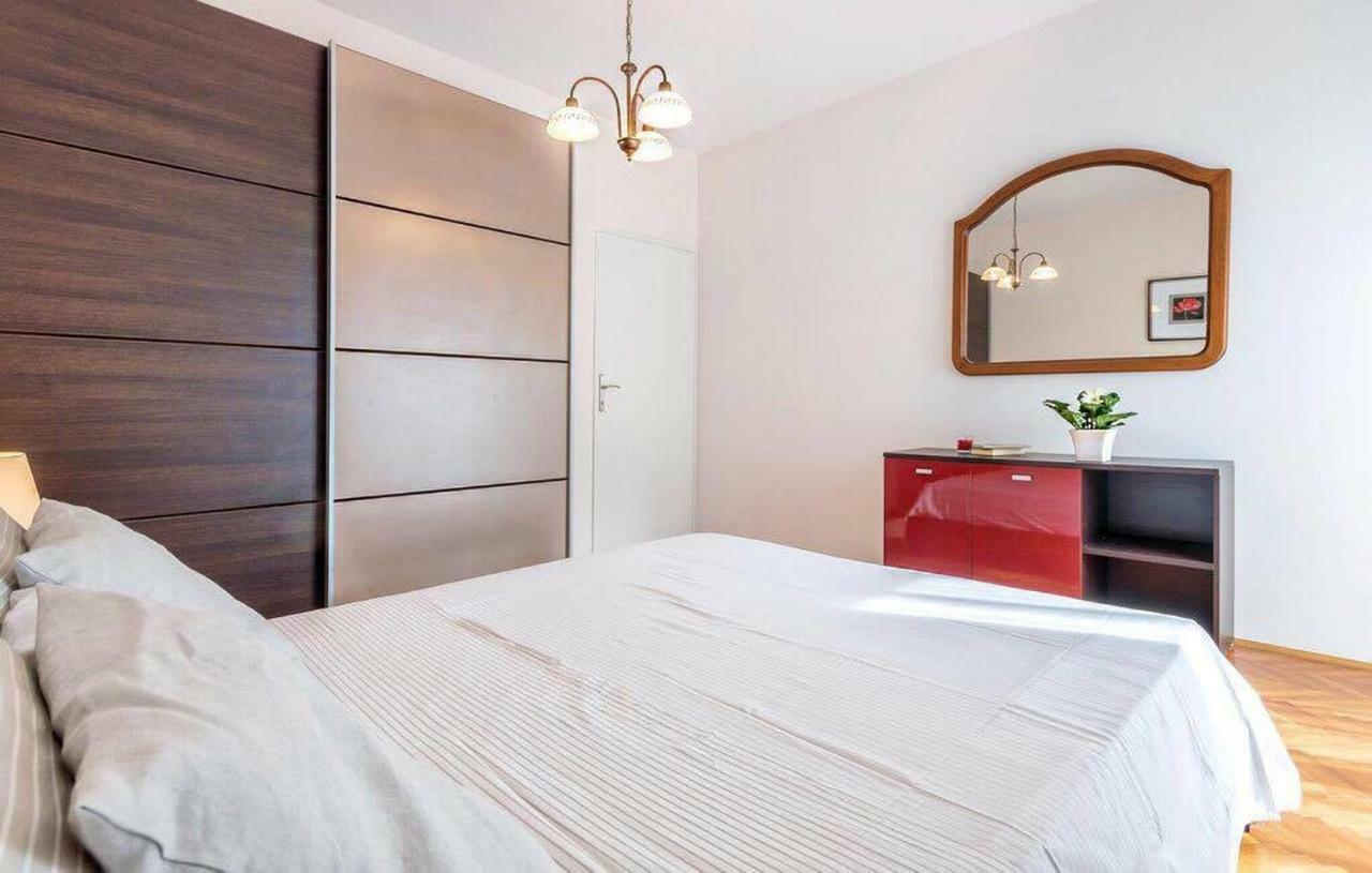 Apartman Eta Apartman Póla Kültér fotó