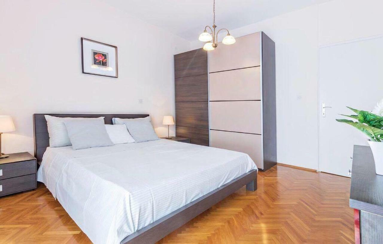 Apartman Eta Apartman Póla Kültér fotó